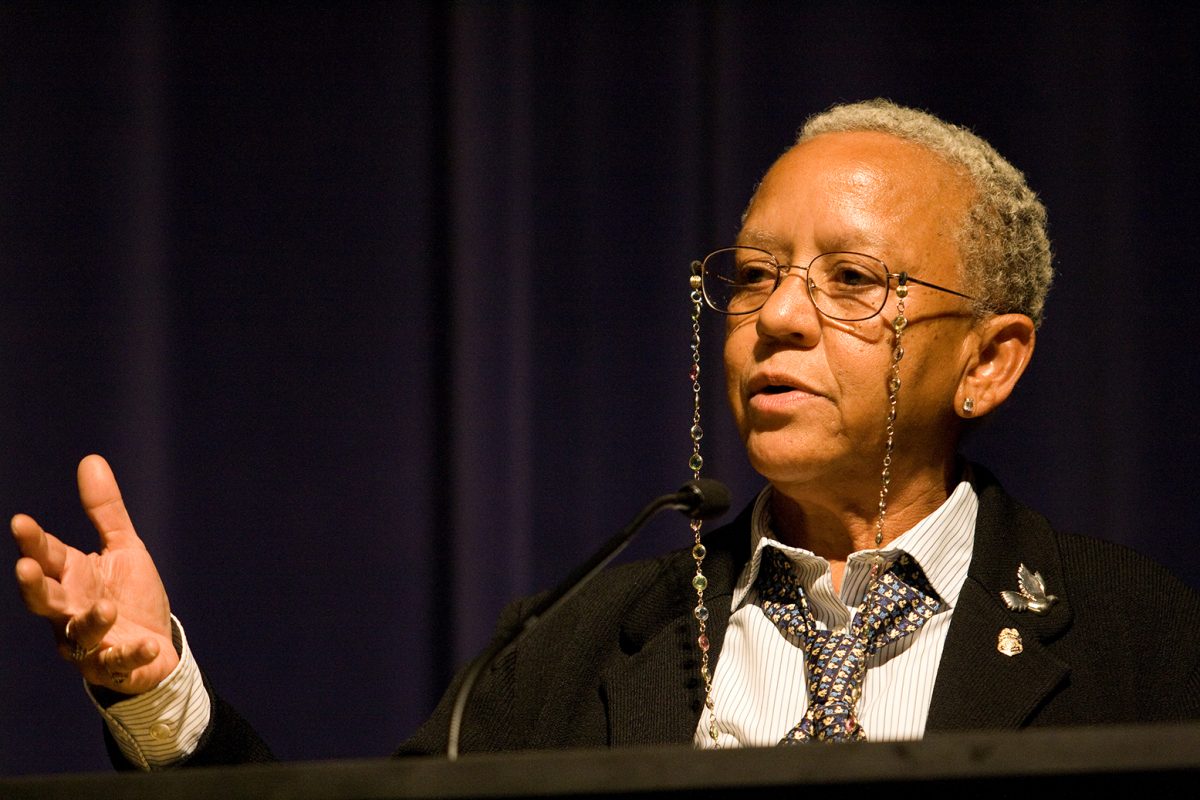 Photo of Nikki Giovanni delivering a speech from Creative Commons