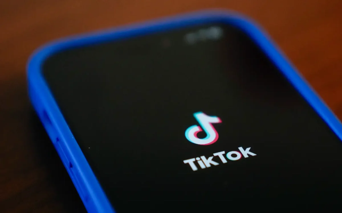 Image of Tiktok opening on a phone from Creative Commons