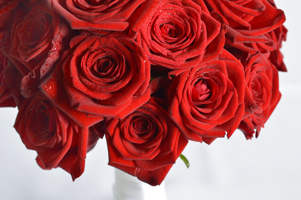 Image of rose bouquet from Creative Commons