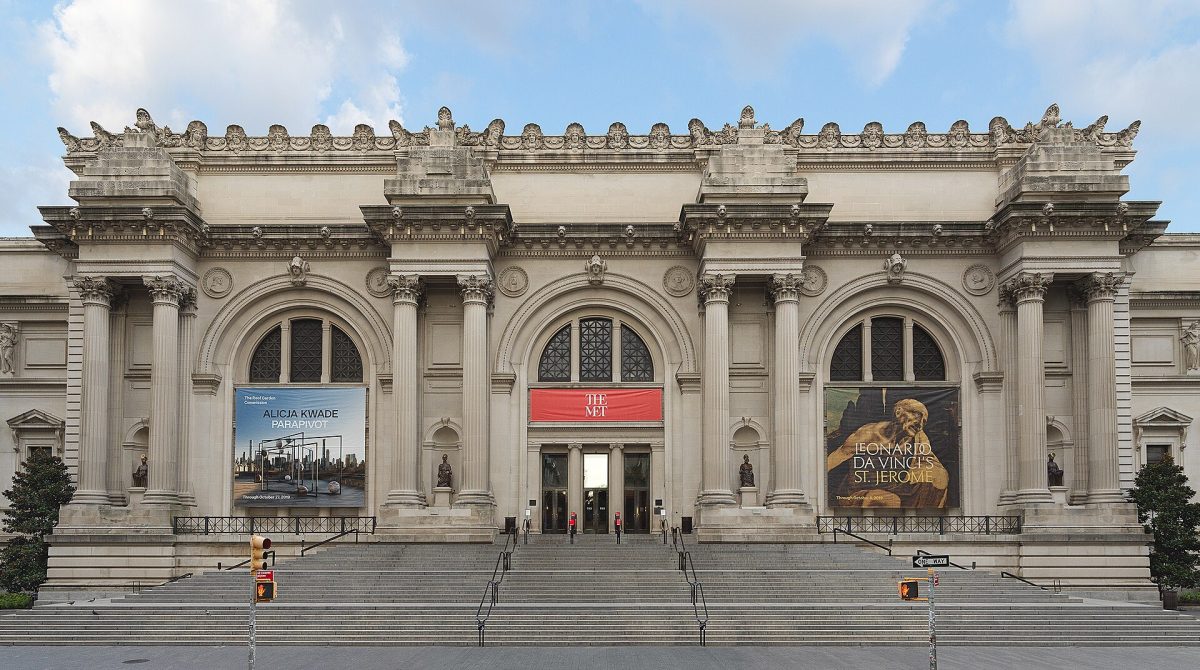 The Metropolitan Museum of Art (The Met) entrance façade in Upper East Side, Manhattan, New York City